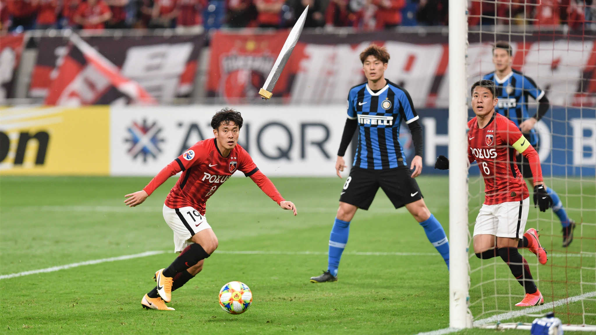 国米绝杀终结浦和红钻希望,球员感叹距得分仅一步之遥 在足球的世界里,比赛的戏剧性和不确定性往往是吸引观